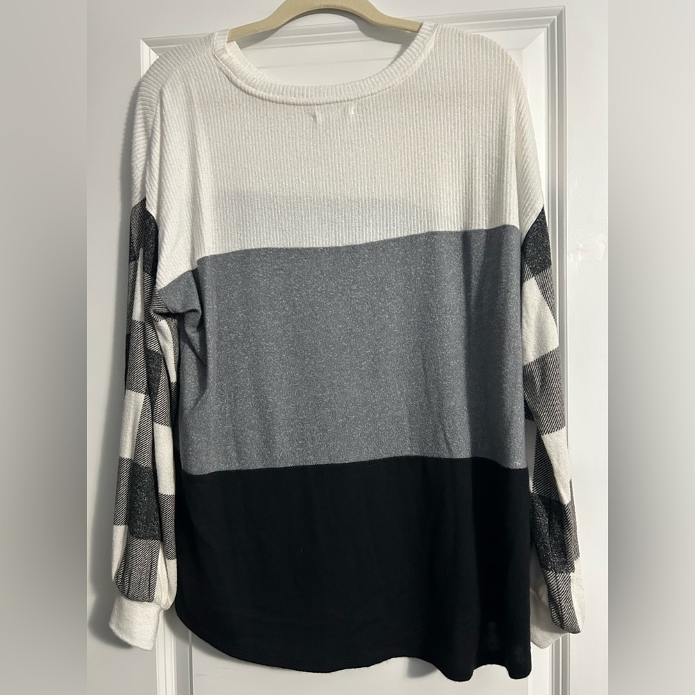 Striped Color Block Sweater - Picture 2 of 2